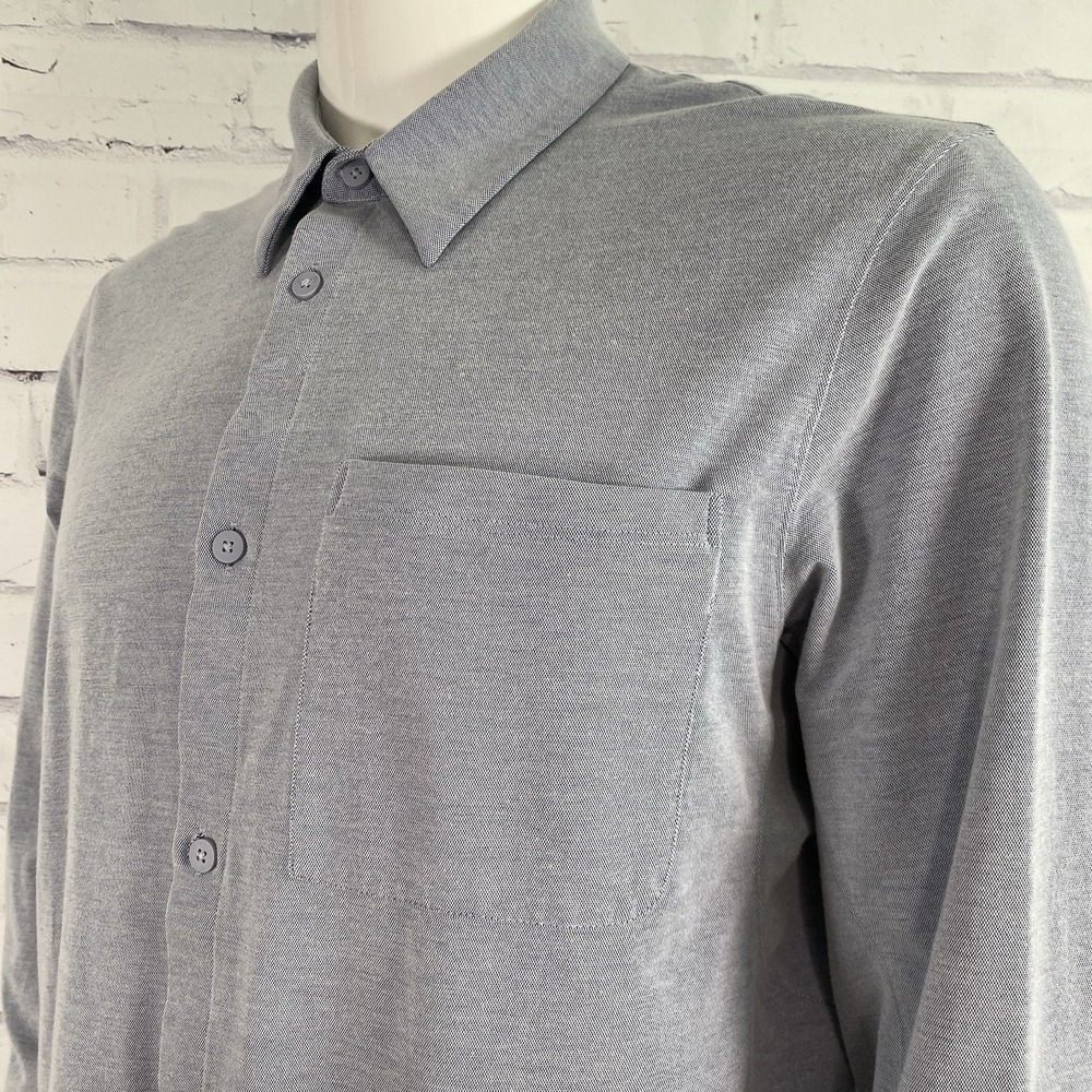 Lululemon Shirt Men's Size Large Long Sleeve Button Up Blue Commission Vented
